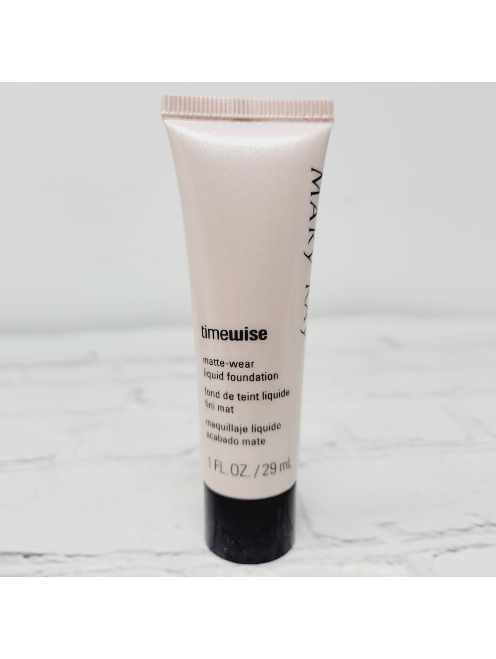 Mary Kay Timewise Matte-Wear Liquid Foundation Ivory 5